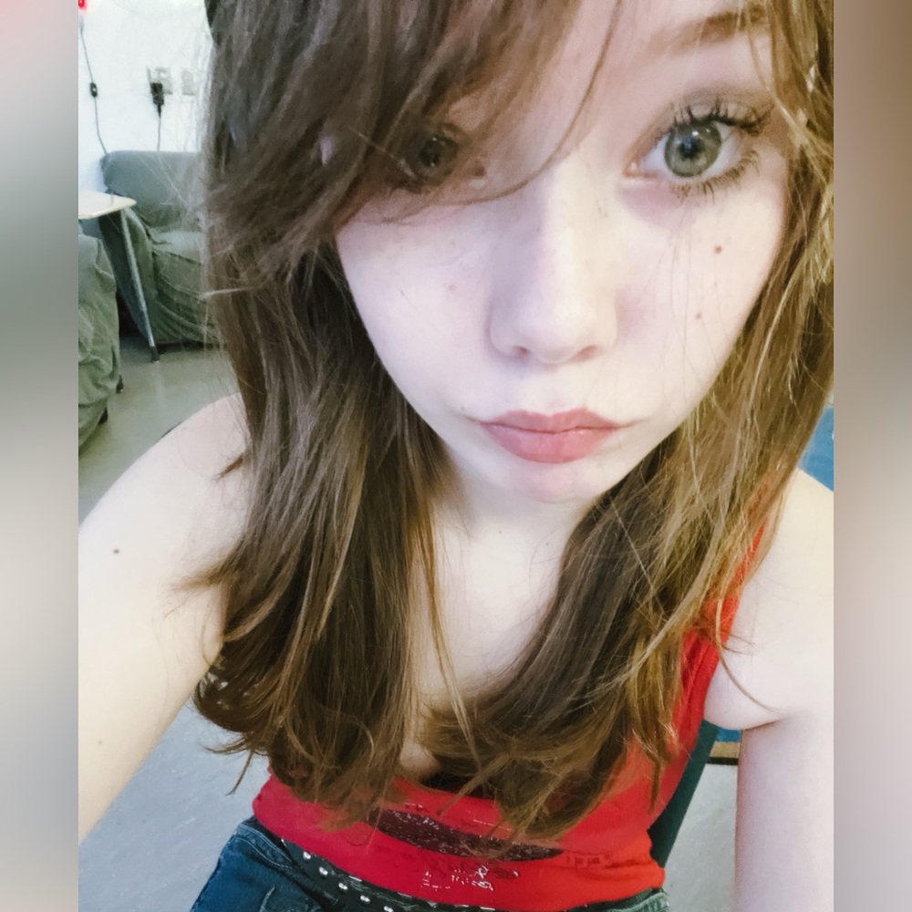 Meet your Posher, Lydia